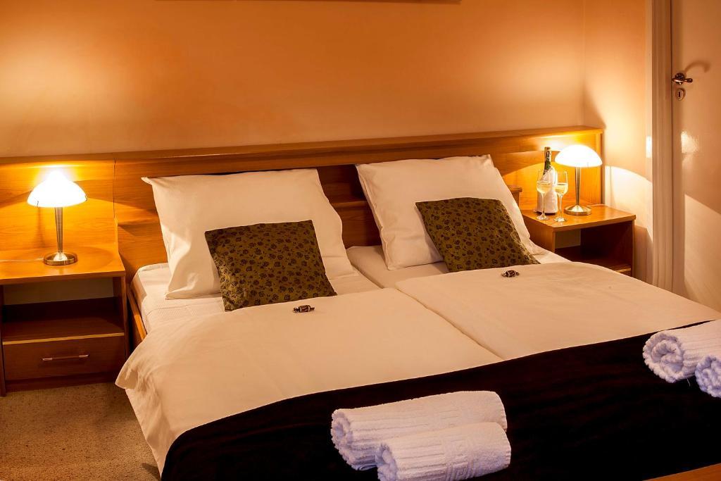 Hotel Wyzsza Brama Centrum Cieszyn  Room photo